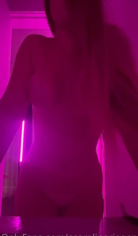 Caroline Rieger onlyfans sex