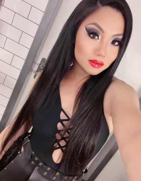Tina Guo porn only fans