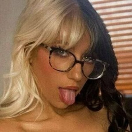 the girl you want only fans naked