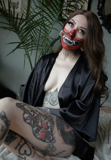 helloyelow onlyfans page