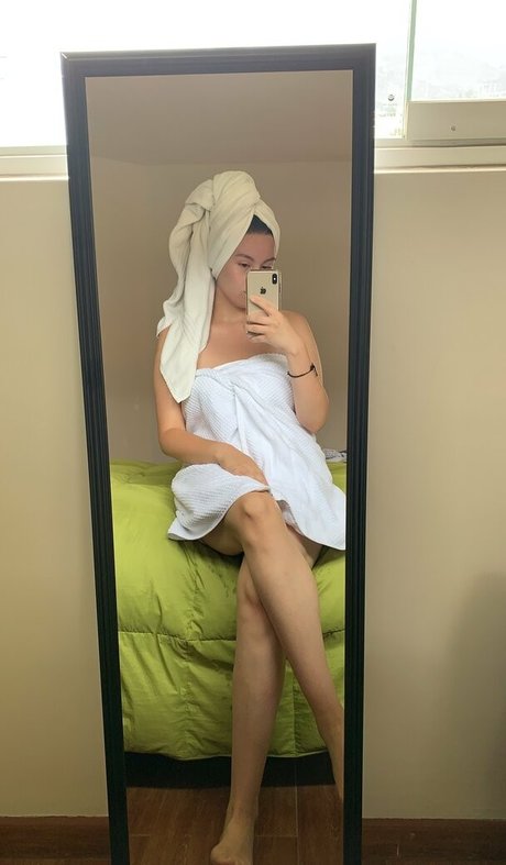 aprilsun naked onlyfans