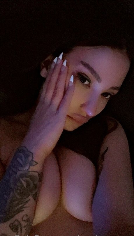 eevie moon naked onlyfans leaks