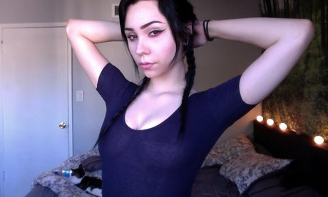 aliciaaadani onlyfans boobs