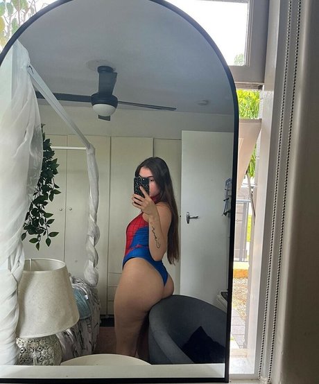 Maddy Woodroff leaked only fans