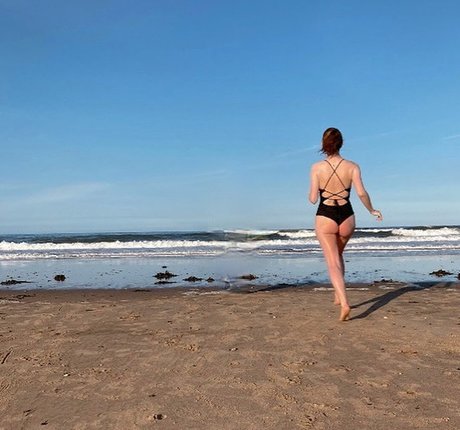 Em Cavell leaked nude onlyfans