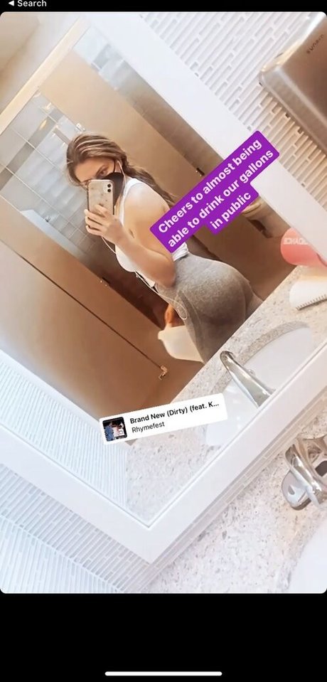 Sara Civian naked only fans