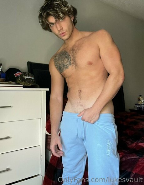 lukesvault onlyfans naked leak