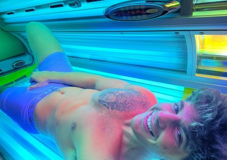 lukesvault onlyfans nudes leaked