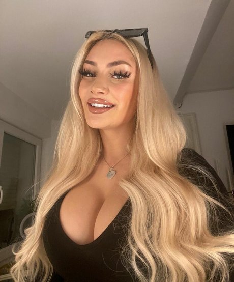 lu isaa onlyfans leaked pics