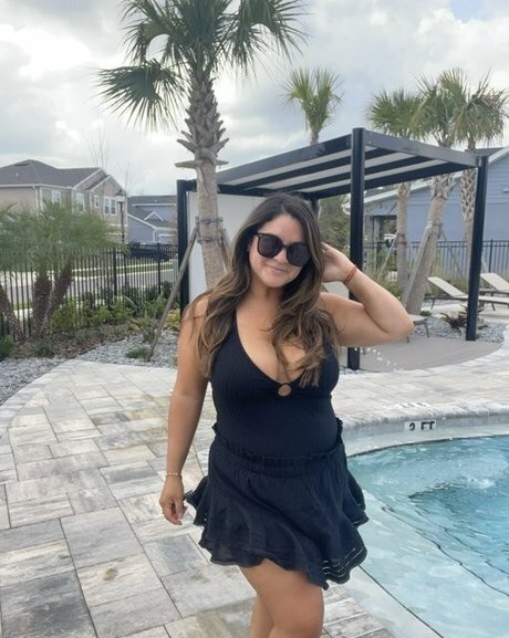 Bella Paz Profile pic