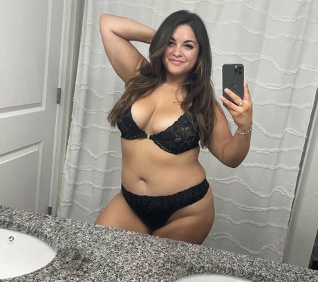 Bella Paz onlyfans leaks nude