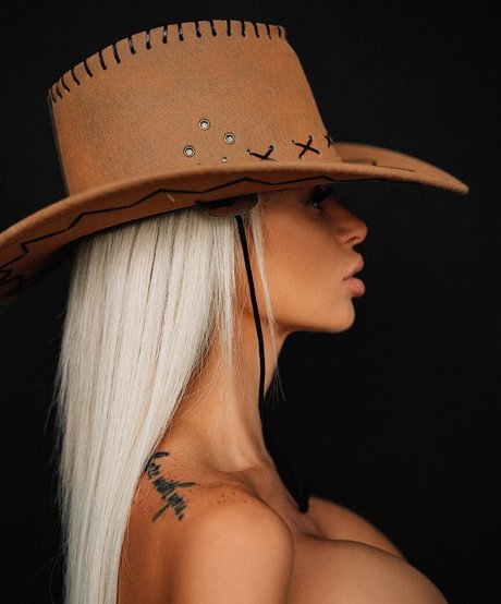 Marta Mayer onlyfans porn