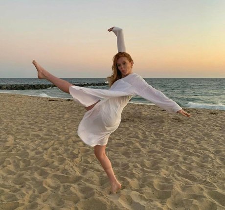 Abby Cowen onlyfans leak