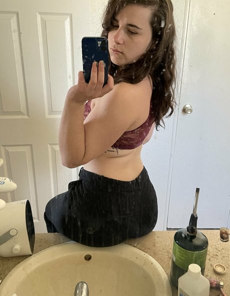 tacowhore nude on onlyfans