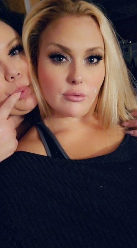 lindseefoxxx Profile pic