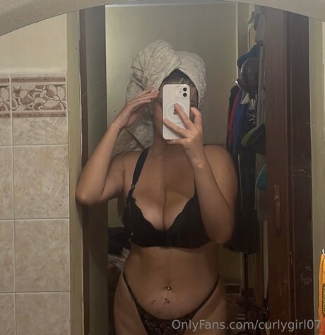 Curlygirl07 leak onlyfans nude