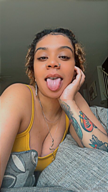 Thee Kahleesi onlyfans joi