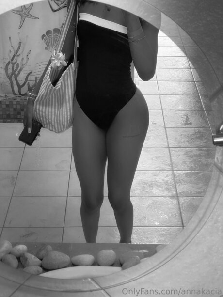 Annakacia onlyfans nude content