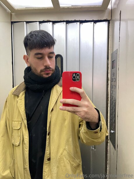 Jaxmixterfree onlyfans model photo