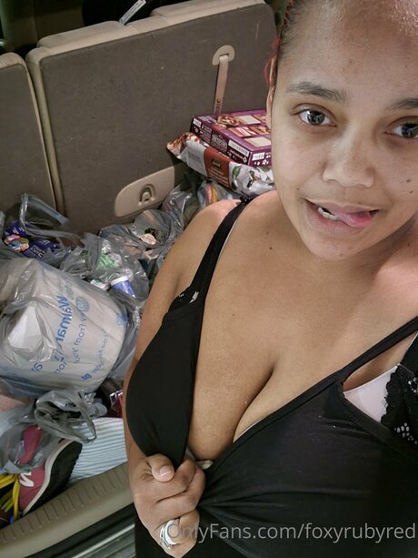 Foxyrubyred onlyfans public photos