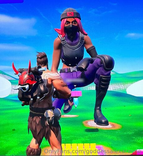 Goddessalexarayne onlyfans picture