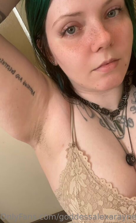 Goddessalexarayne onlyfans exposed