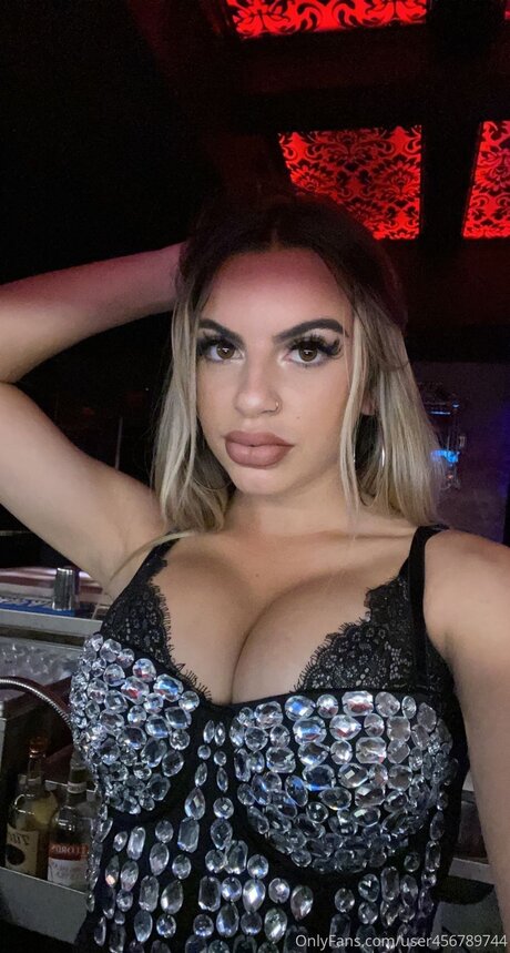 Starkyln onlyfans posts