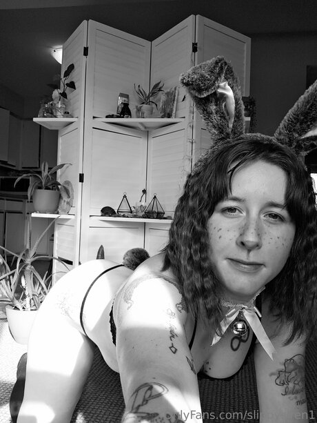 Slippysiren1 nude onlyfans pics