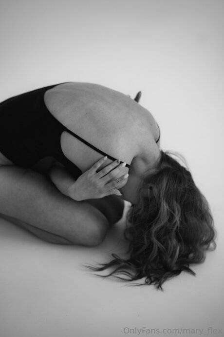 Mary Flex onlyfans leak ass