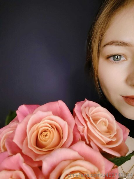 U411741544 naked onlyfans