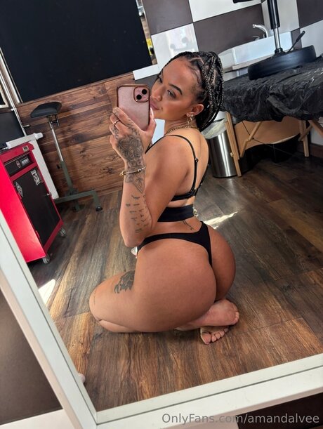 Amandalvee onlyfans.