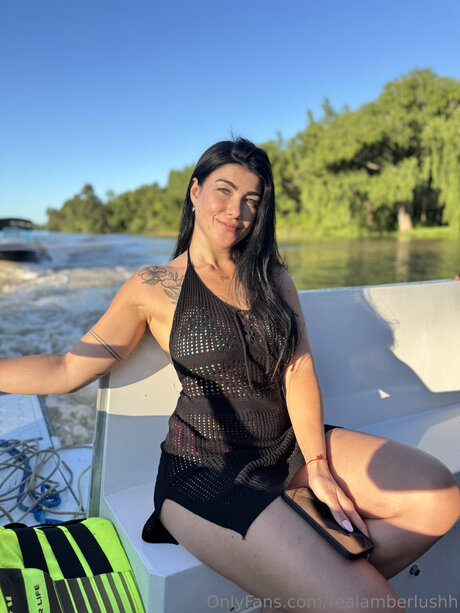 Realamberlushh nude onlyfans leak