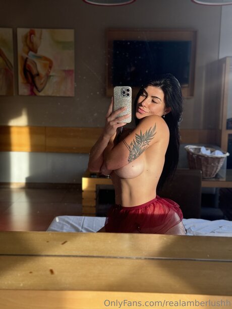 Realamberlushh only fans nude leaks