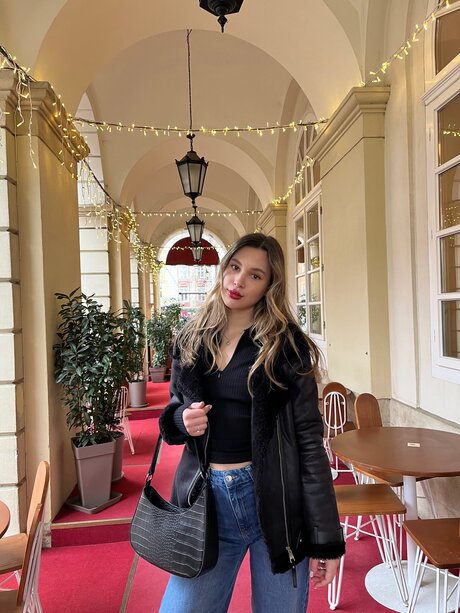 Ksenia A nude only fans leaks