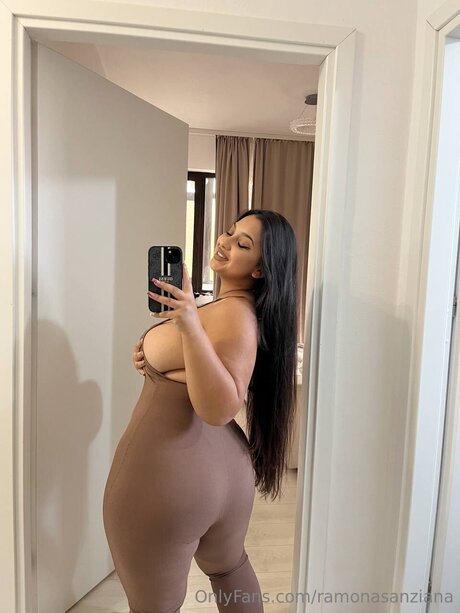 Ramonasanziana nude onlyfans porn