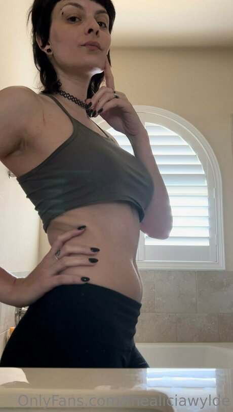 Thealiciawylde onlyfans leak naked