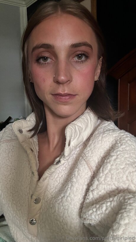 Naughtsoshhy onlyfans tits