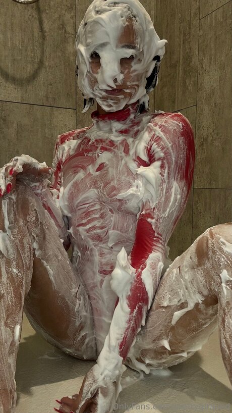 Naughtsoshhy onlyfans striptease