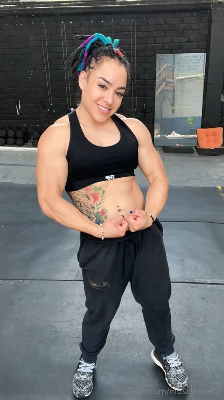 Queenmuscleavery onlyfans leaks naked