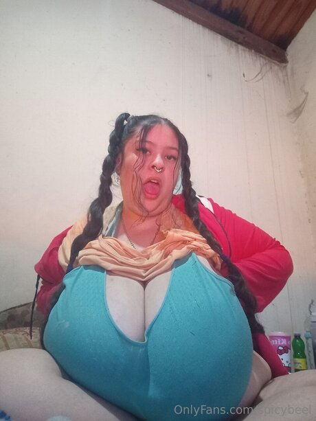 Spicybeel tits onlyfans