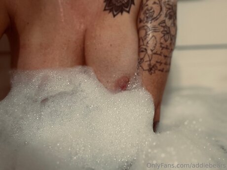 Addiebears is on onlyfans