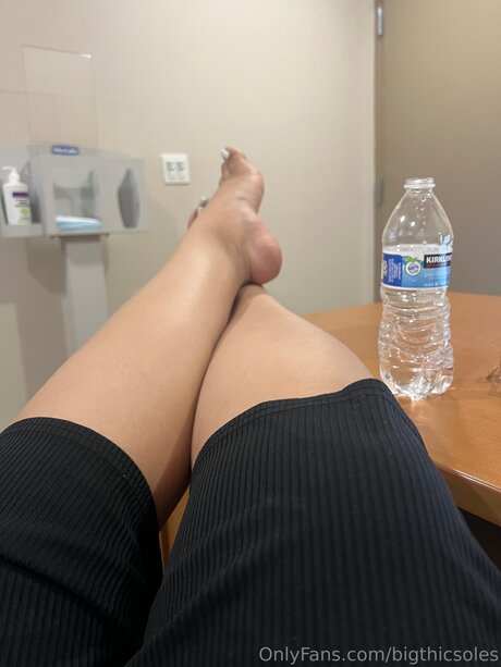 Bigthicsoles onlyfans free content