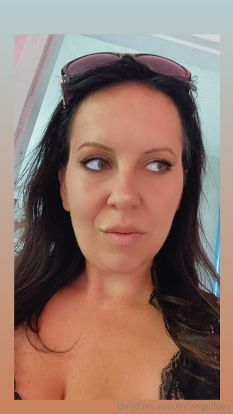 Nylongoddes only fans photos