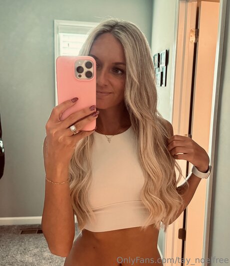 Tay Noelfree sexy onlyfans