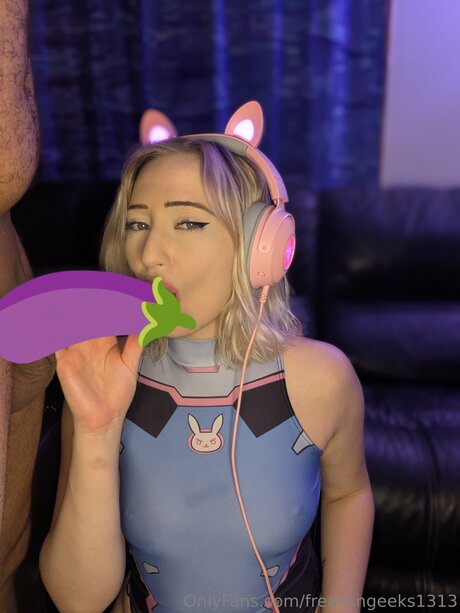 Freaksngeeks1313 onlyfans leak