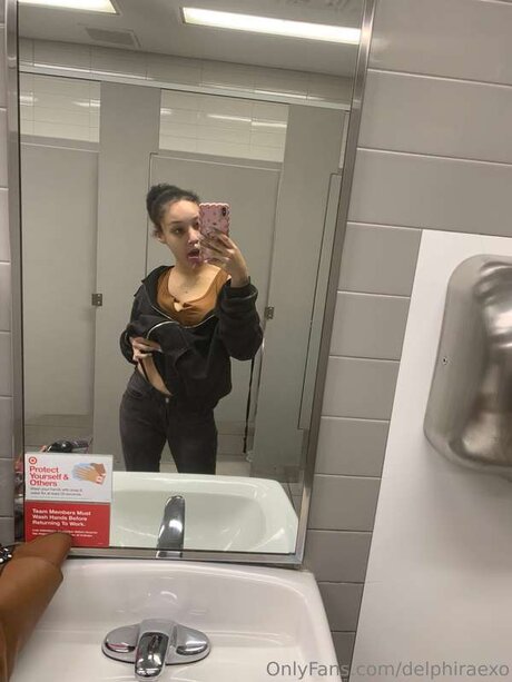 Delphiraexo onlyfans xxx