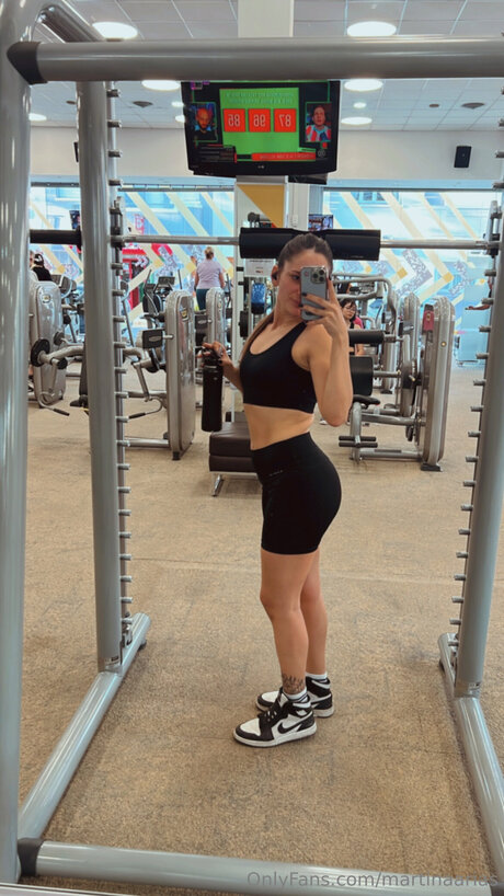Martinaarias onlyfans leaked tits