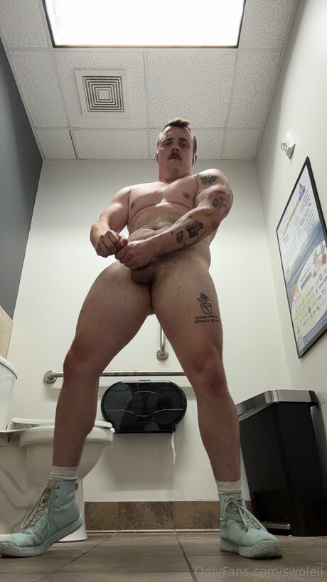 Swoleli onlyfans post