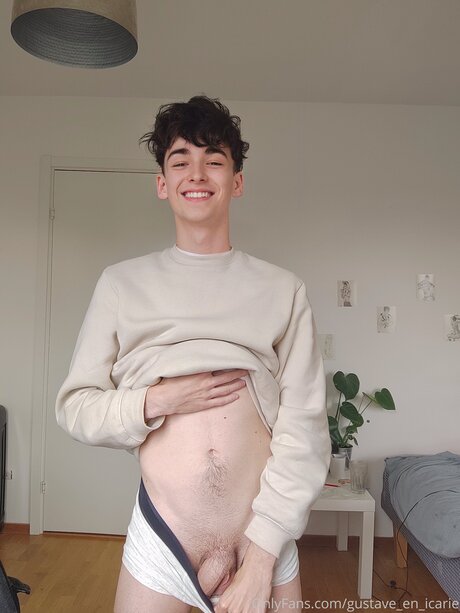 Gustave En Icarie onlyfans nude photos