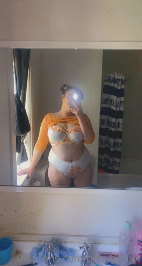 Babygorlxx onlyfans star